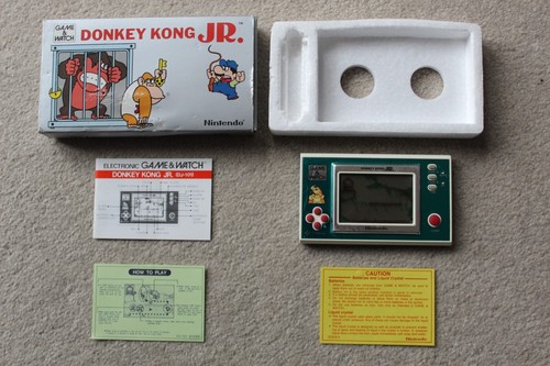 Boxed nintendo game watch - nintendo,