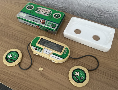 Nintendo game watch - game, &